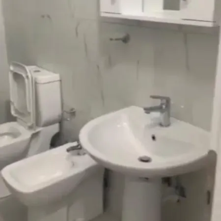 Apartamento Tomi 2 Shëngjin