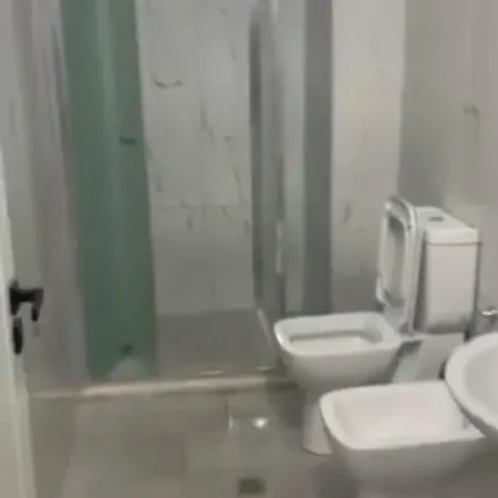 Apartamento Tomi 2 Shëngjin